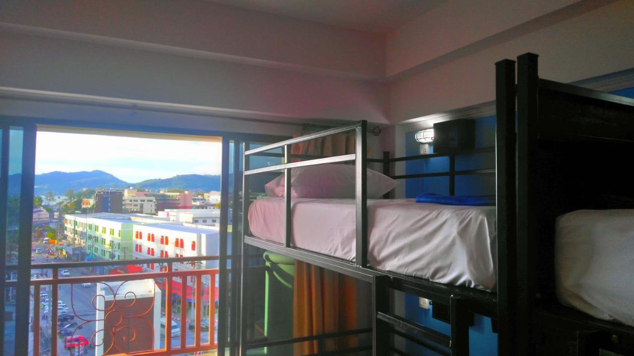 Bodega Phuket Patong (Adults Only)ホステル エクステリア 写真