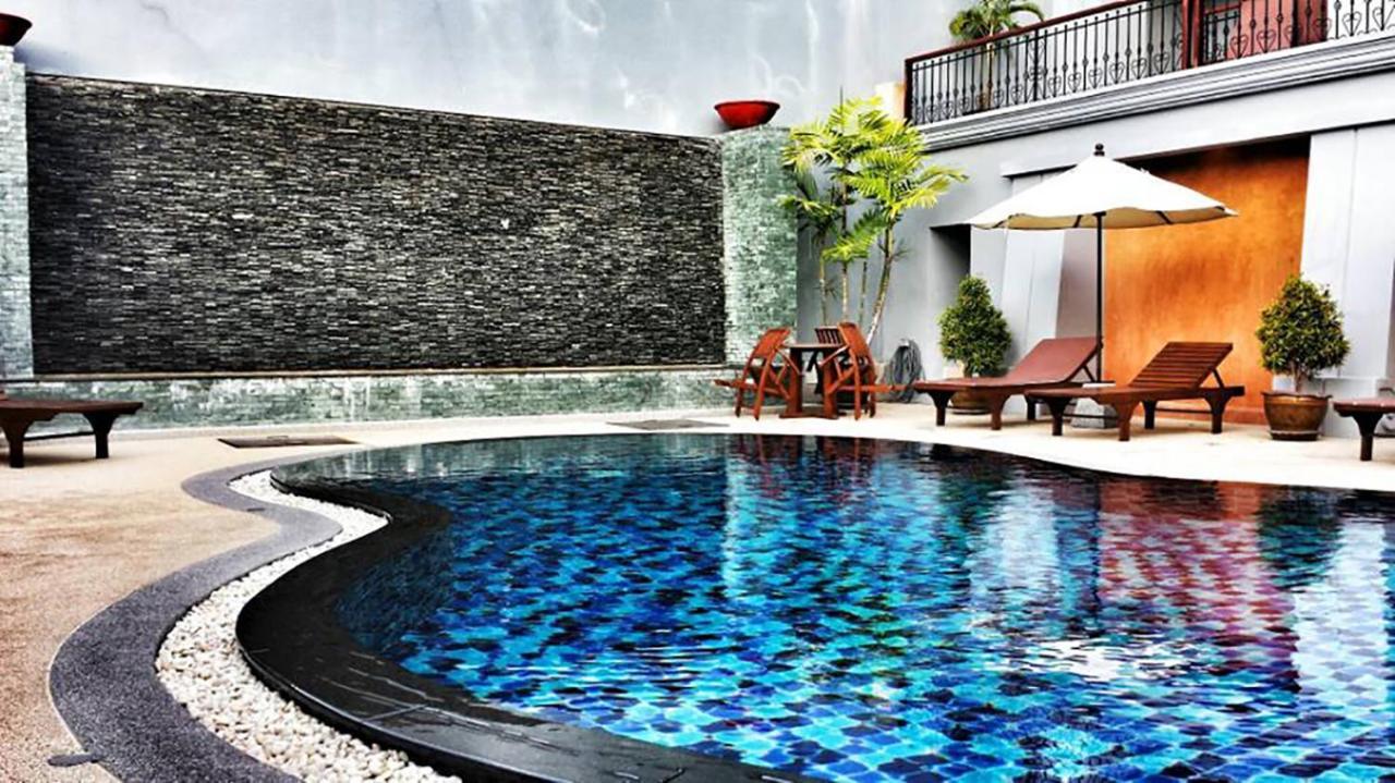 Bodega Phuket Patong (Adults Only)ホステル エクステリア 写真