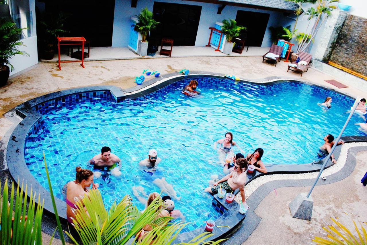 Bodega Phuket Patong (Adults Only)ホステル エクステリア 写真