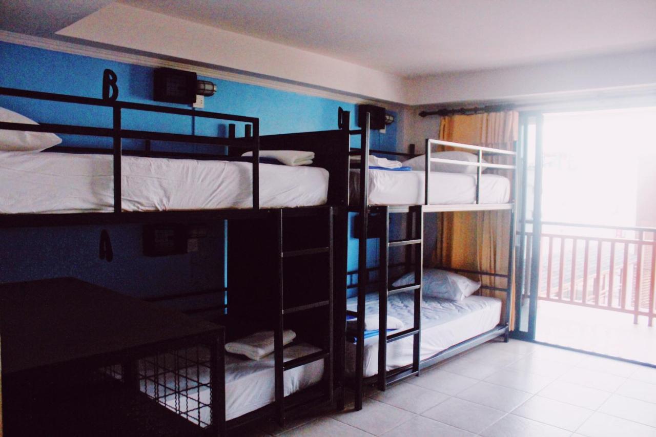 Bodega Phuket Patong (Adults Only)ホステル エクステリア 写真